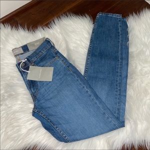 NWT Everlane Mid Rise Skinny Jeans Size 23T